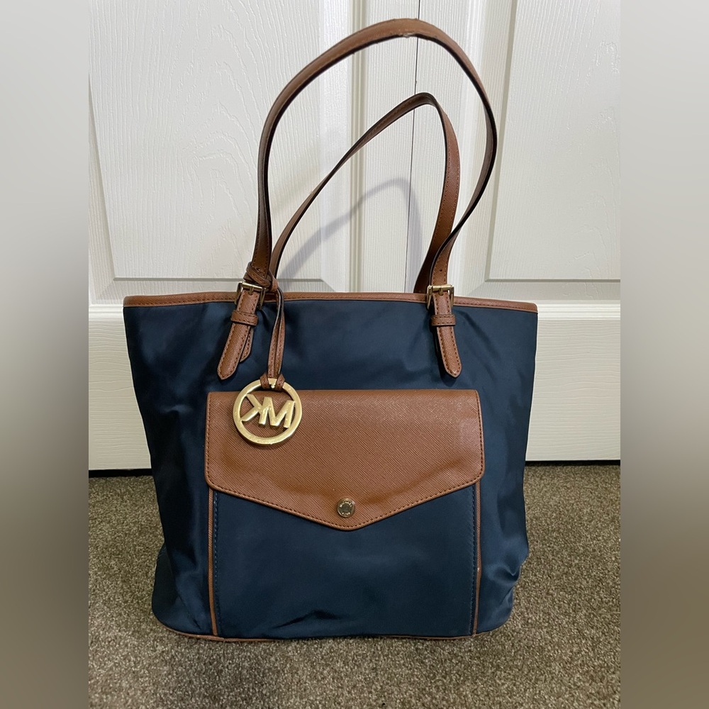 Michael Kors Jet Set Tote Medium Navy Nylon